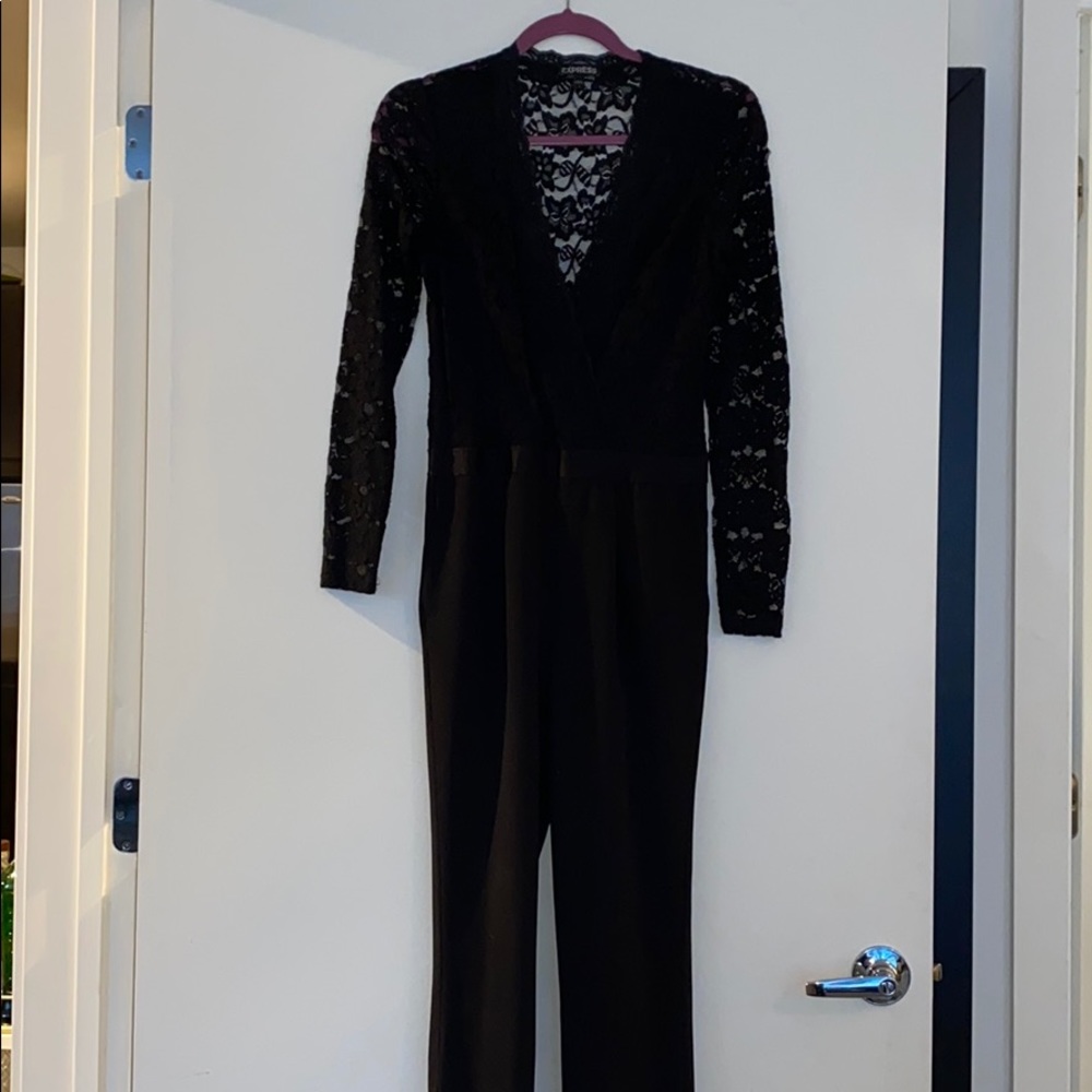 Black long sleeve lace deep v neck jumpsuit